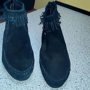 Woman's comfort view size 9 wide